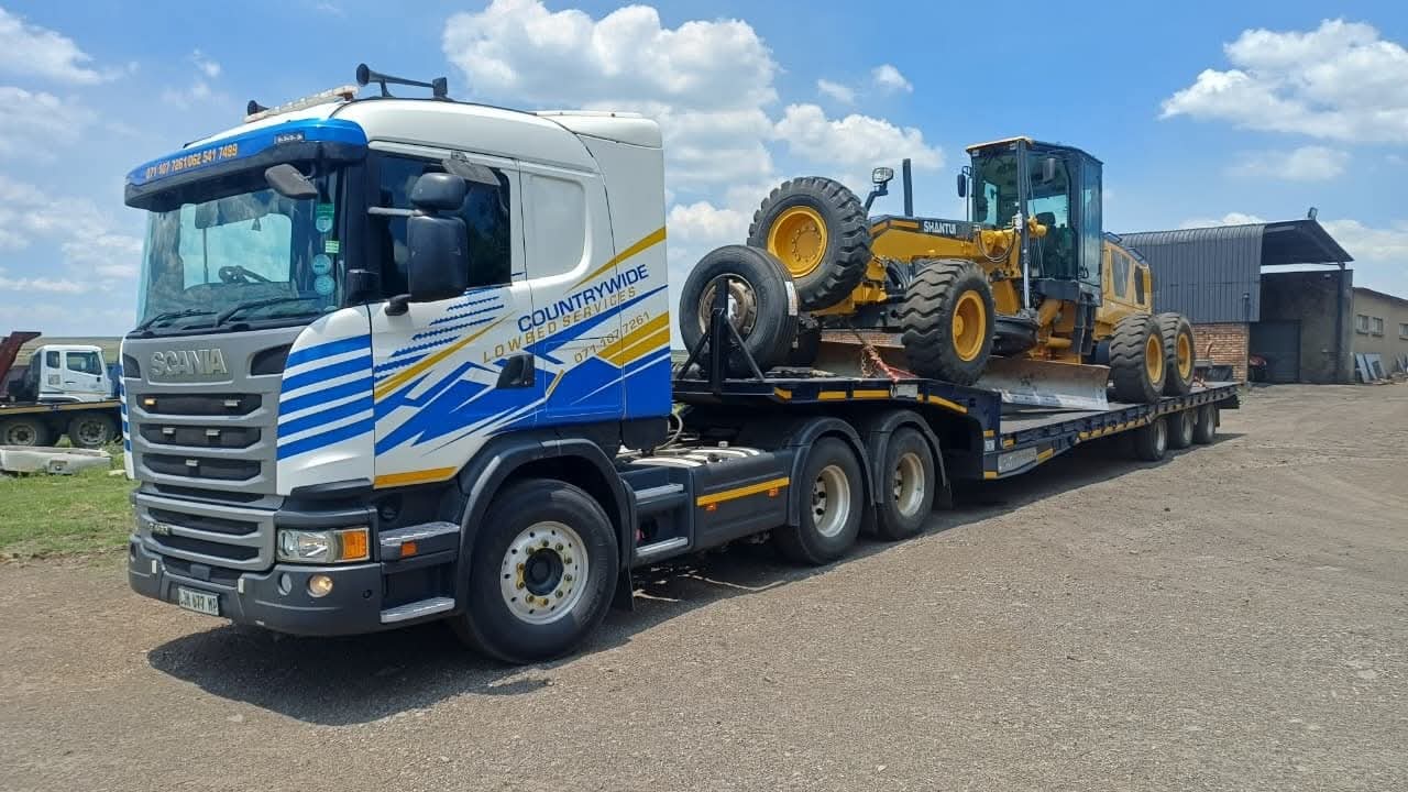 Heavy haulage transport